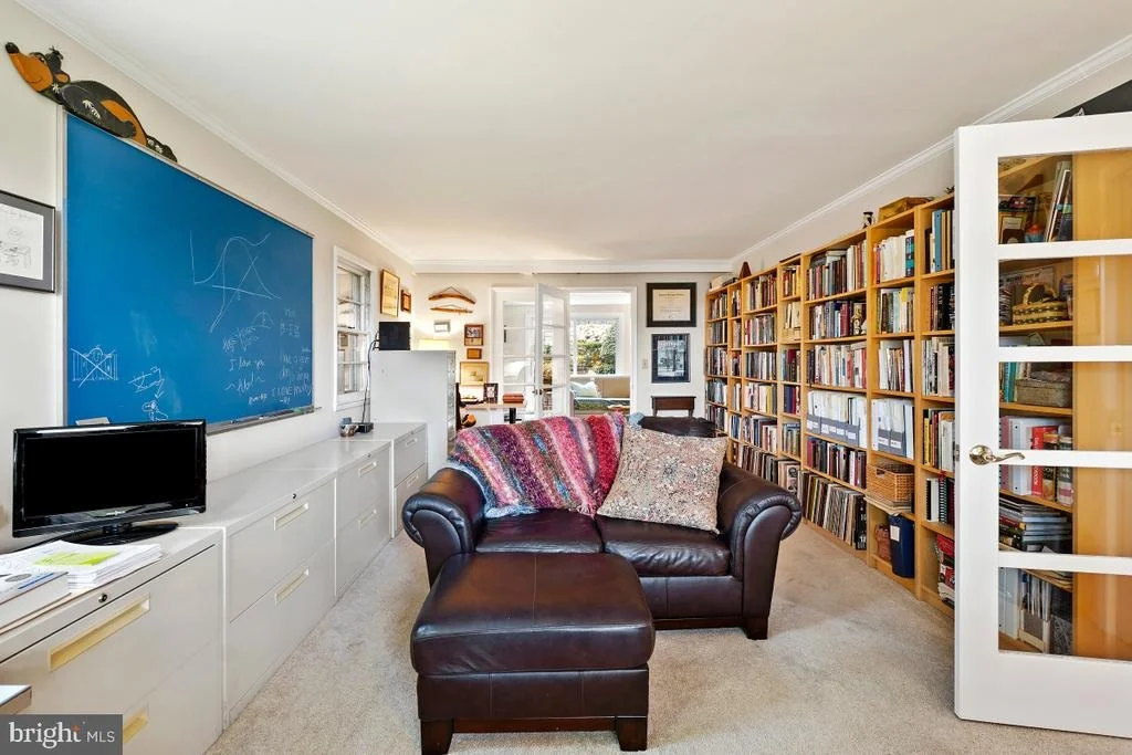 Photo of 7516 OAKMONT DRIVE