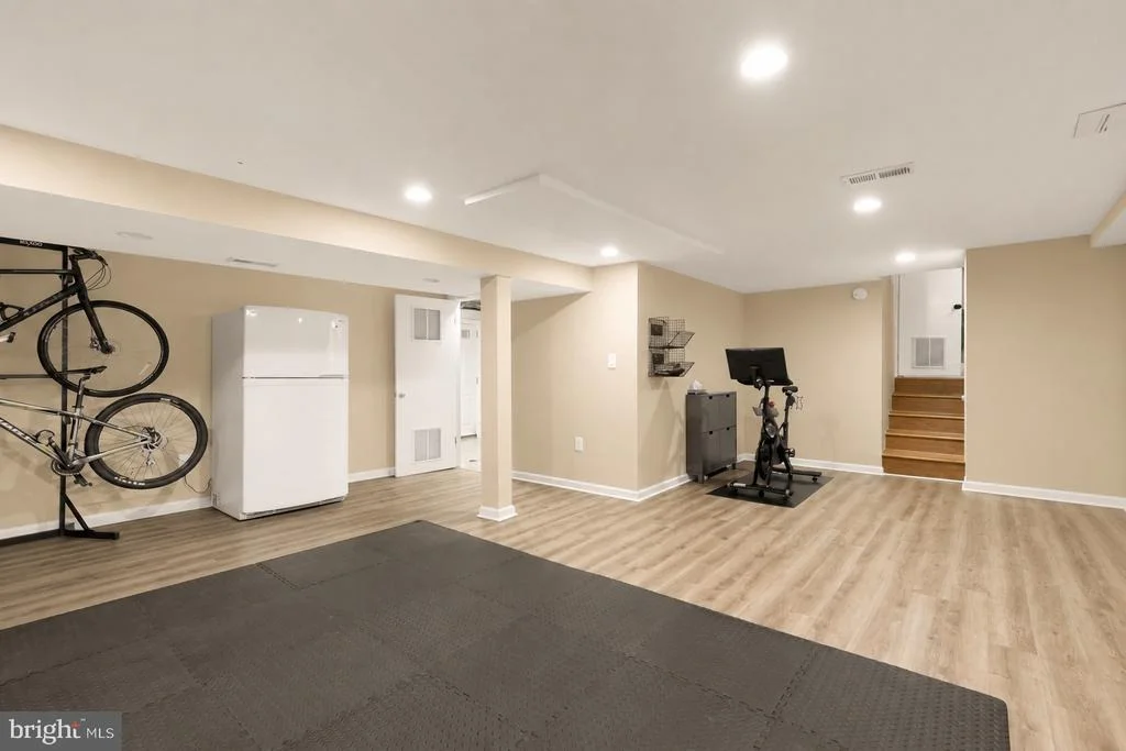 Photo of 1024 DEVERE DRIVE