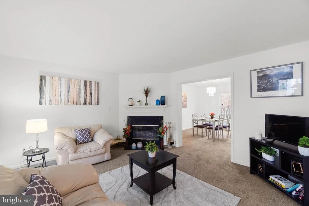 Photo of 7580 MERRYMAKER WAY