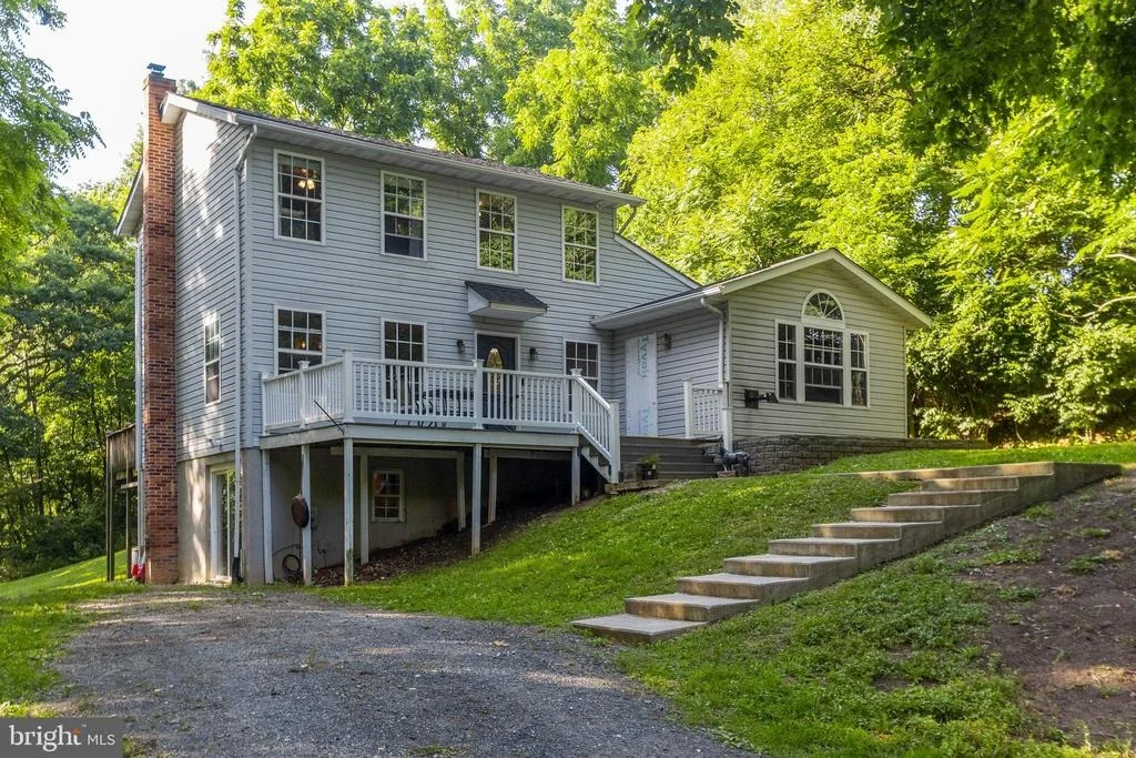 Photo of 3180 UNIONTOWN ROAD