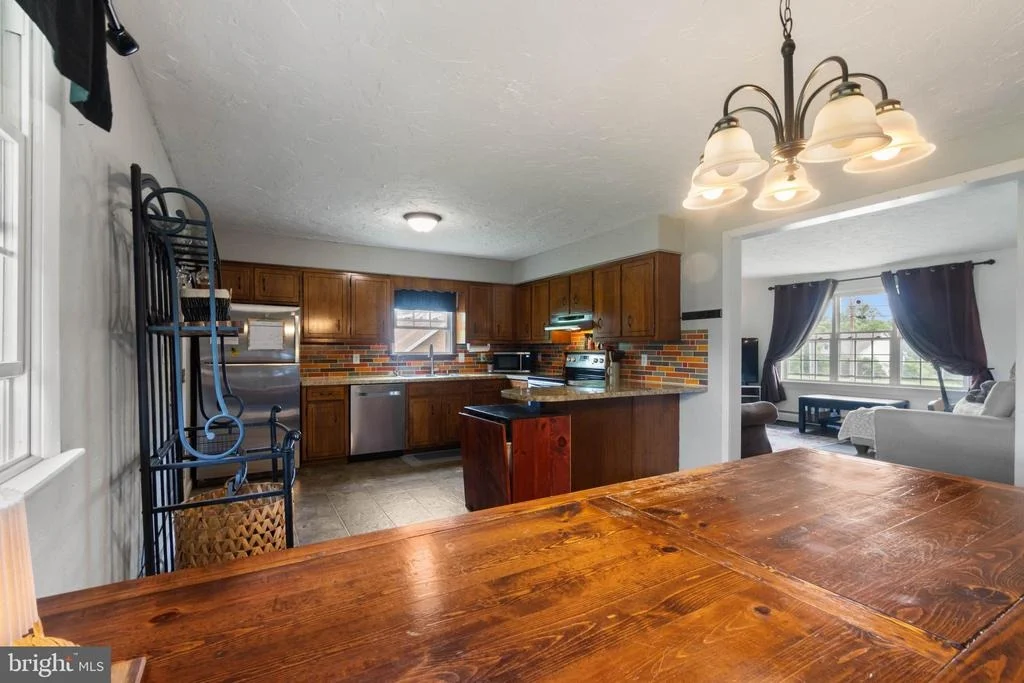 Photo of 185 PINE GROVE ROAD