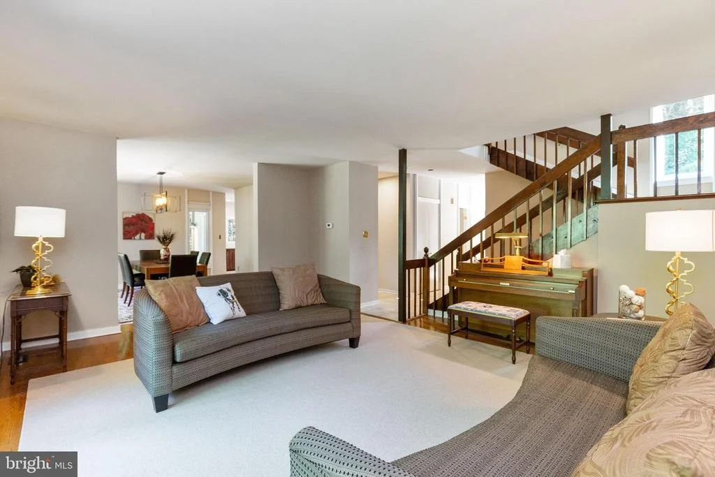 Photo of 11424 VALE SPRING DRIVE
