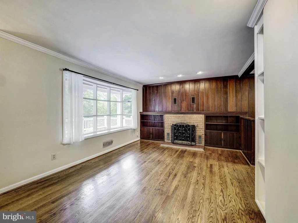 Photo of 407 WILLINGTON DRIVE