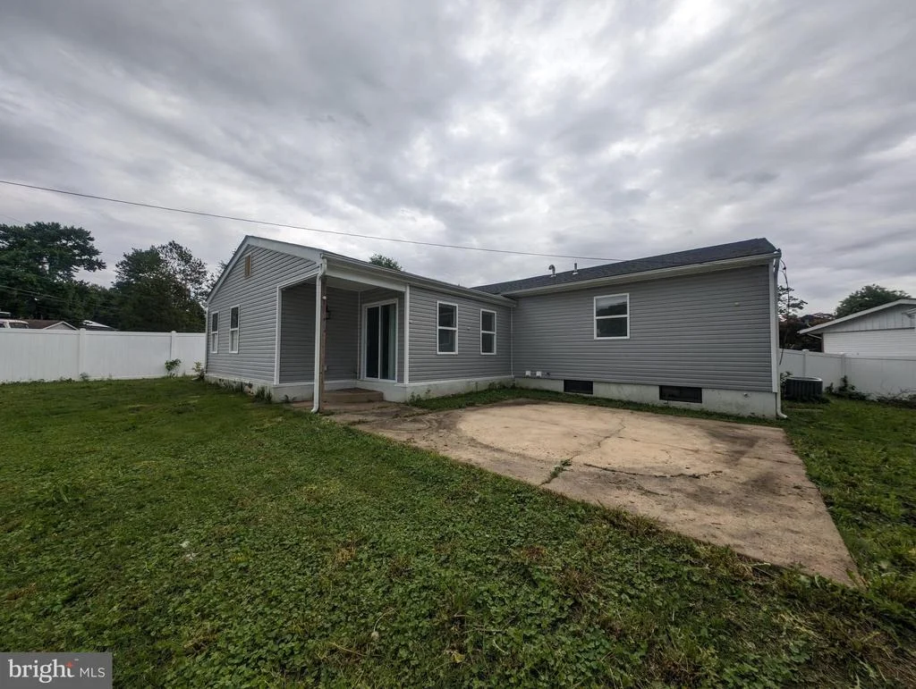 Photo of 503 CATALPA LANE