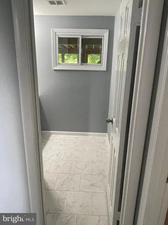 Photo of 610 W NETTLE TREE ROAD