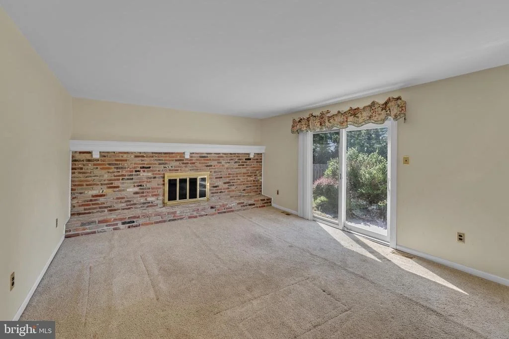 Photo of 1 CHATEAU DRIVE