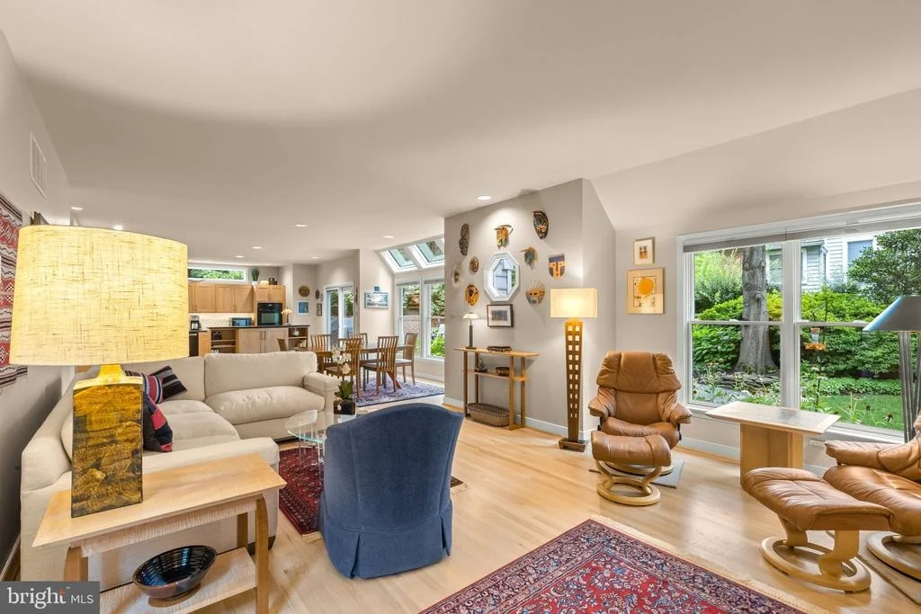Photo of 11201 SHADOWMERE MEWS
