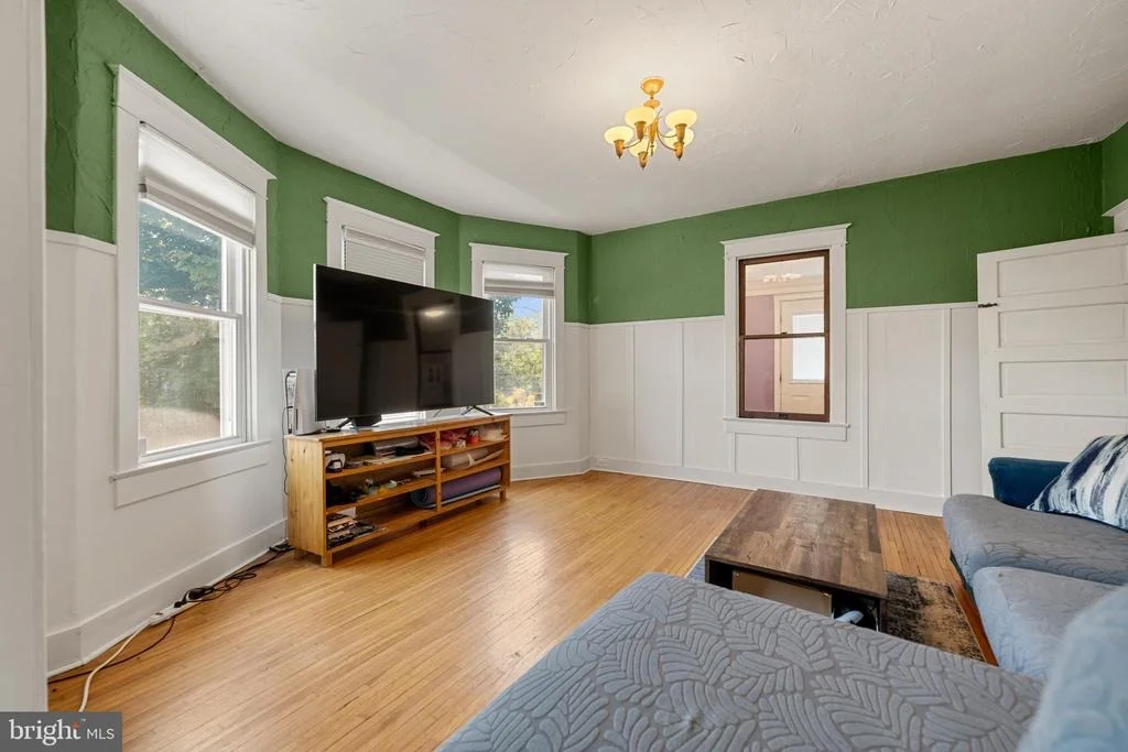 Photo of 27412 RIDGE ROAD