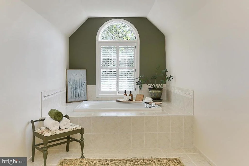 Photo of 5749 YEWING WAY