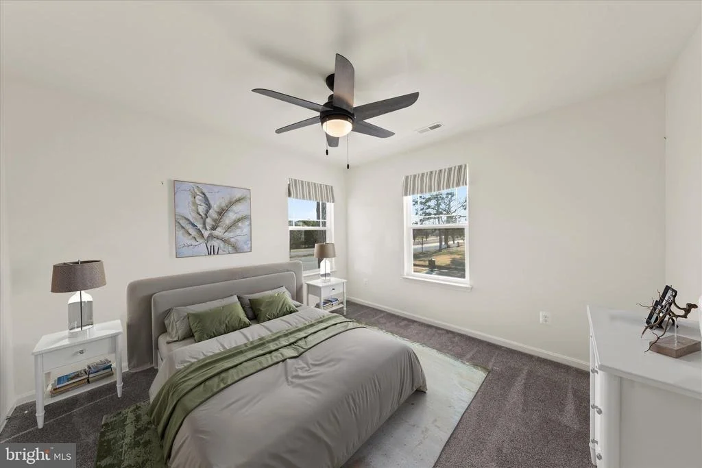 Photo of 5559 TRAFALGAR CIRCLE