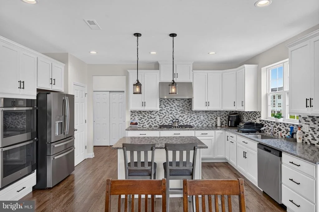 Photo of 4 CHARLOTTE COURT