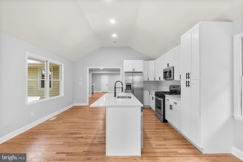 Photo of 14906 DUNSTAN LANE