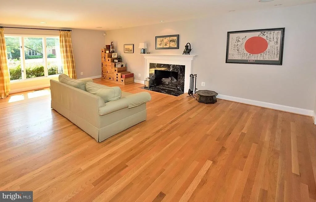 Photo of 6281 DUNAWAY COURT