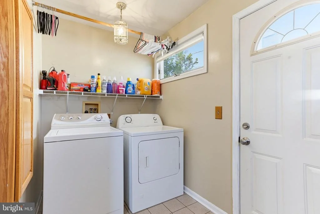 Photo of 8211 LONGPOINT ROAD