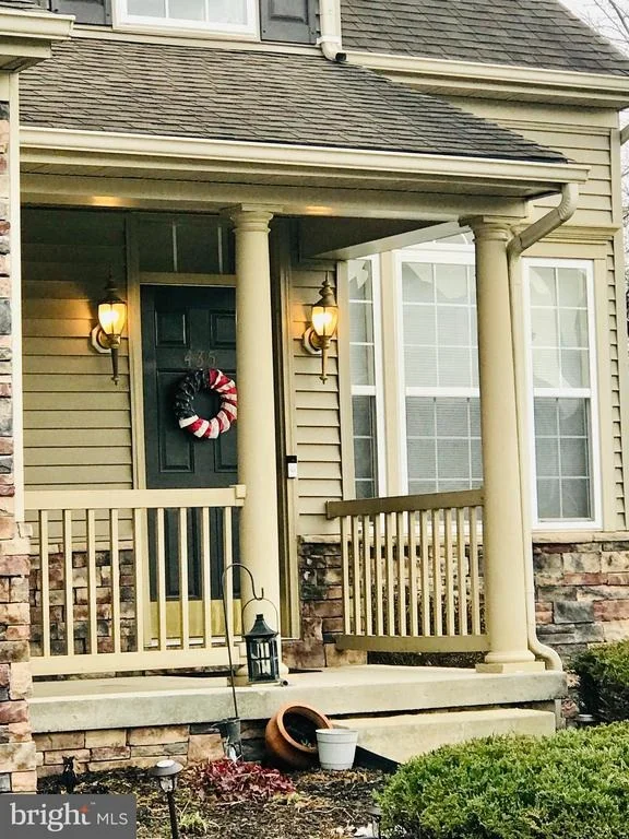 Photo of 435 TOPAZ CIRCLE