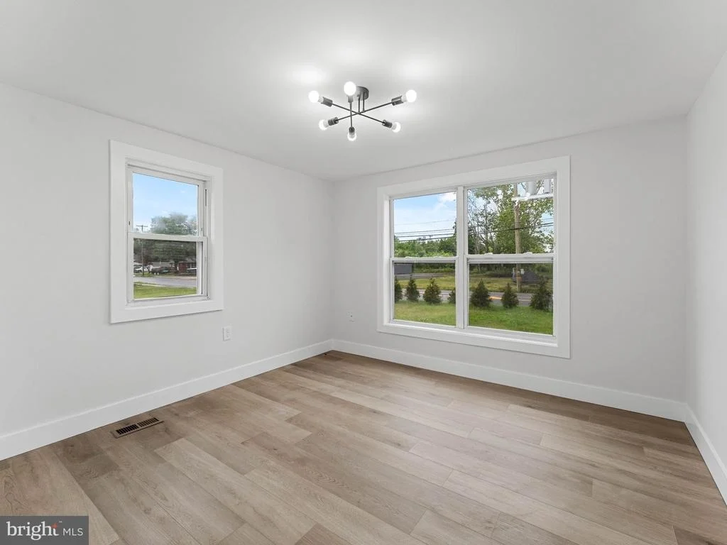 Photo of 308 DELSEA DRIVE