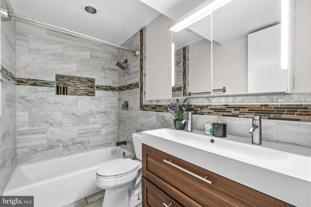 Photo of 9416 HOLBROOK LANE