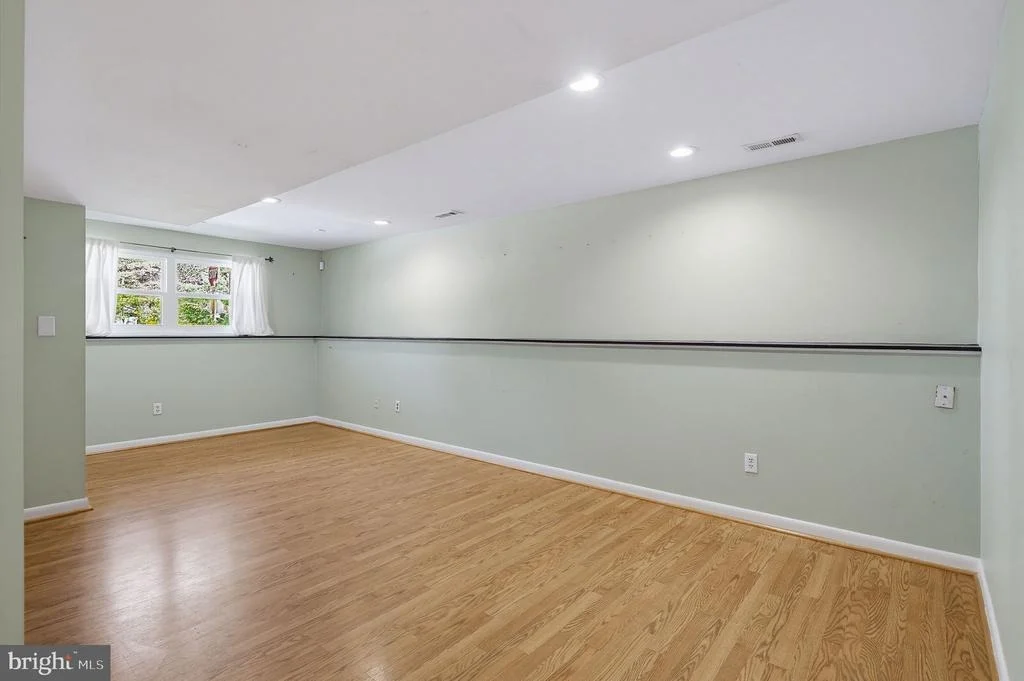 Photo of 601 CENTER DRIVE