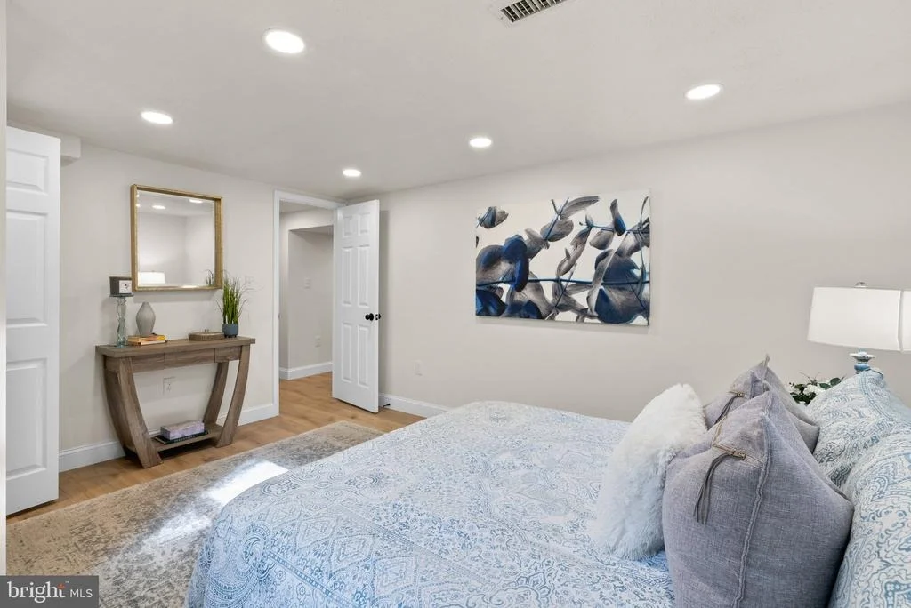 Photo of 10612 DUNKIRK DRIVE