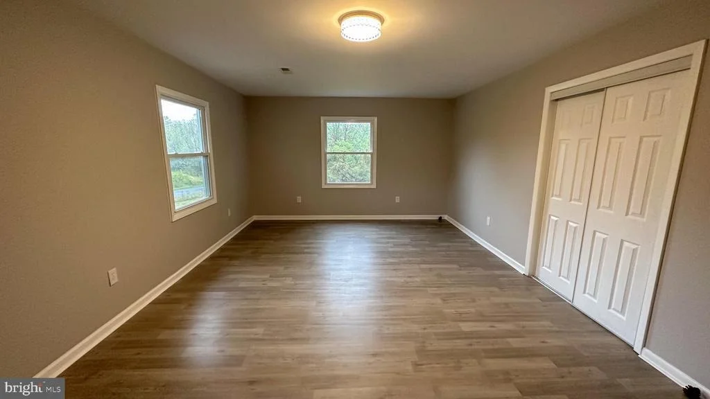 Photo of 8858 HAWBOTTOM ROAD