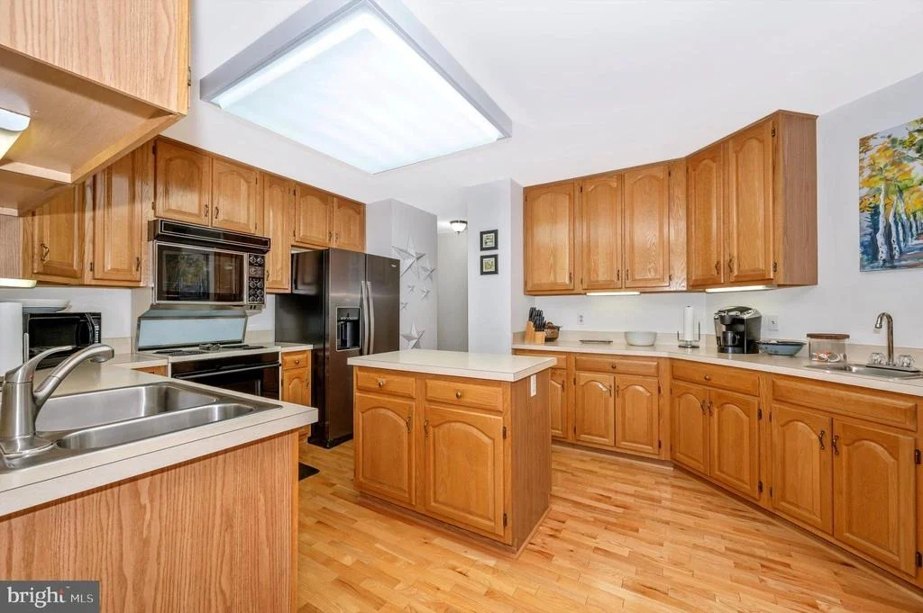Photo of 841 DUNBROOKE COURT