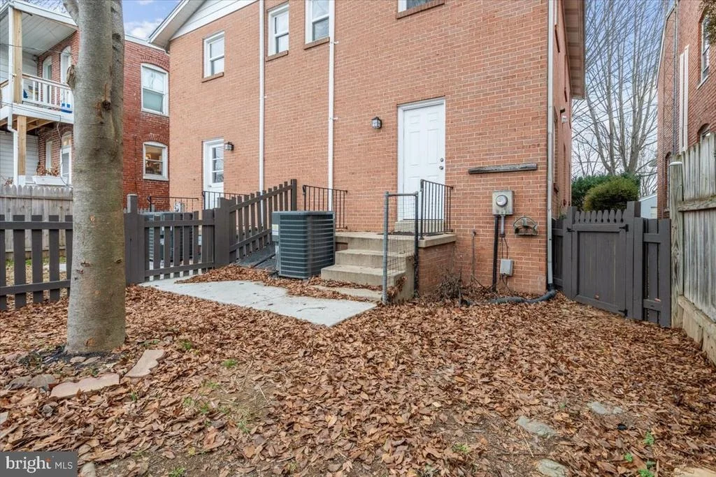 Photo of 706 TRAIL AVENUE