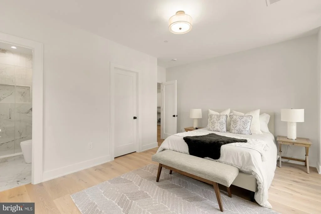 Photo of 9508 FOREST ROAD