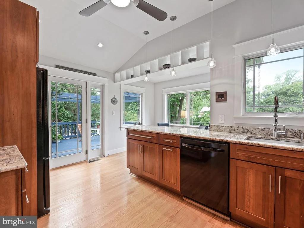 Photo of 10004 SIDNEY ROAD