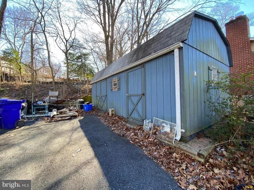 Photo of 811 JOHNSON AVENUE