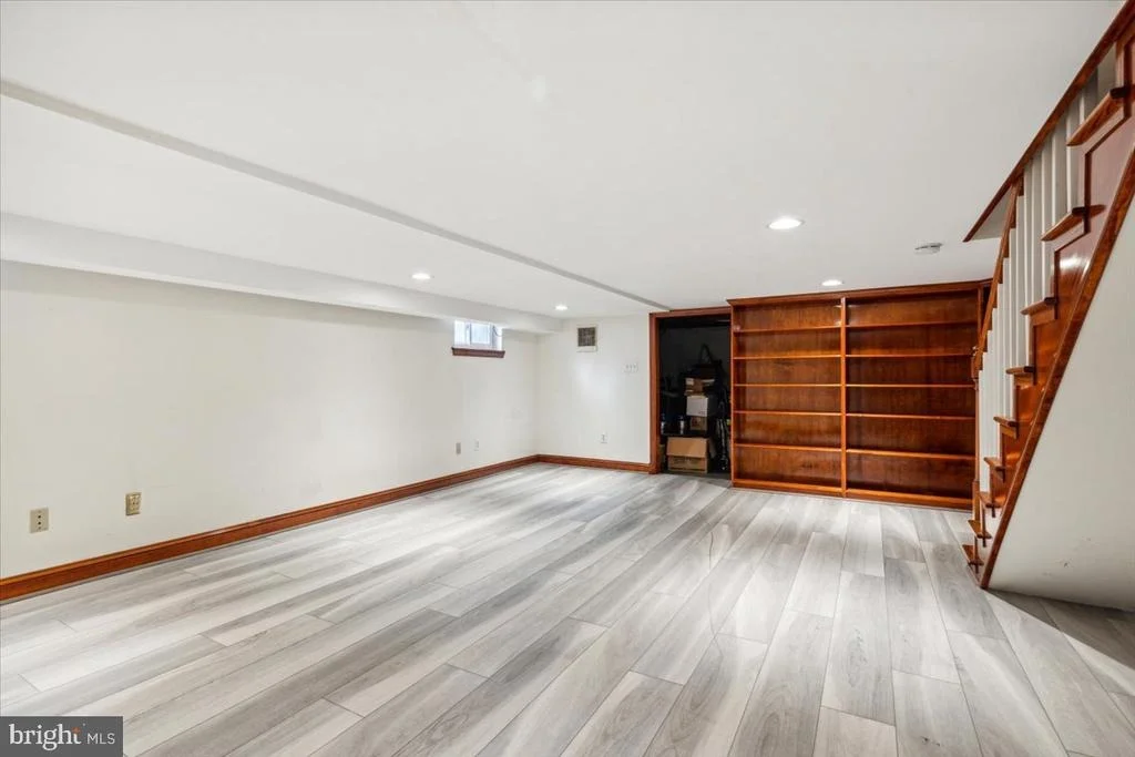 Photo of 1302 W 7TH STREET