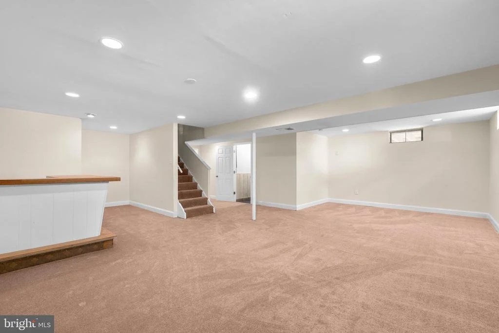 Photo of 8807 DRYSTRAW DRIVE