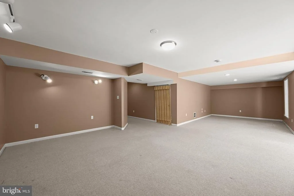 Photo of 10604 HARPOON HILL