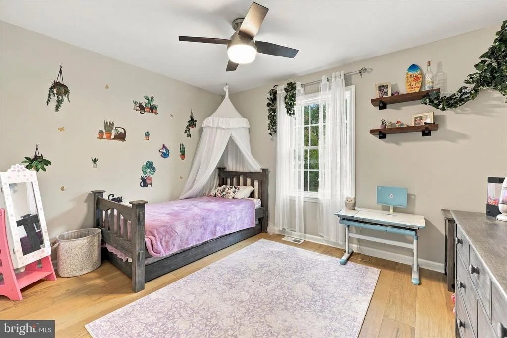 Photo of 615 FOX RUN ROAD
