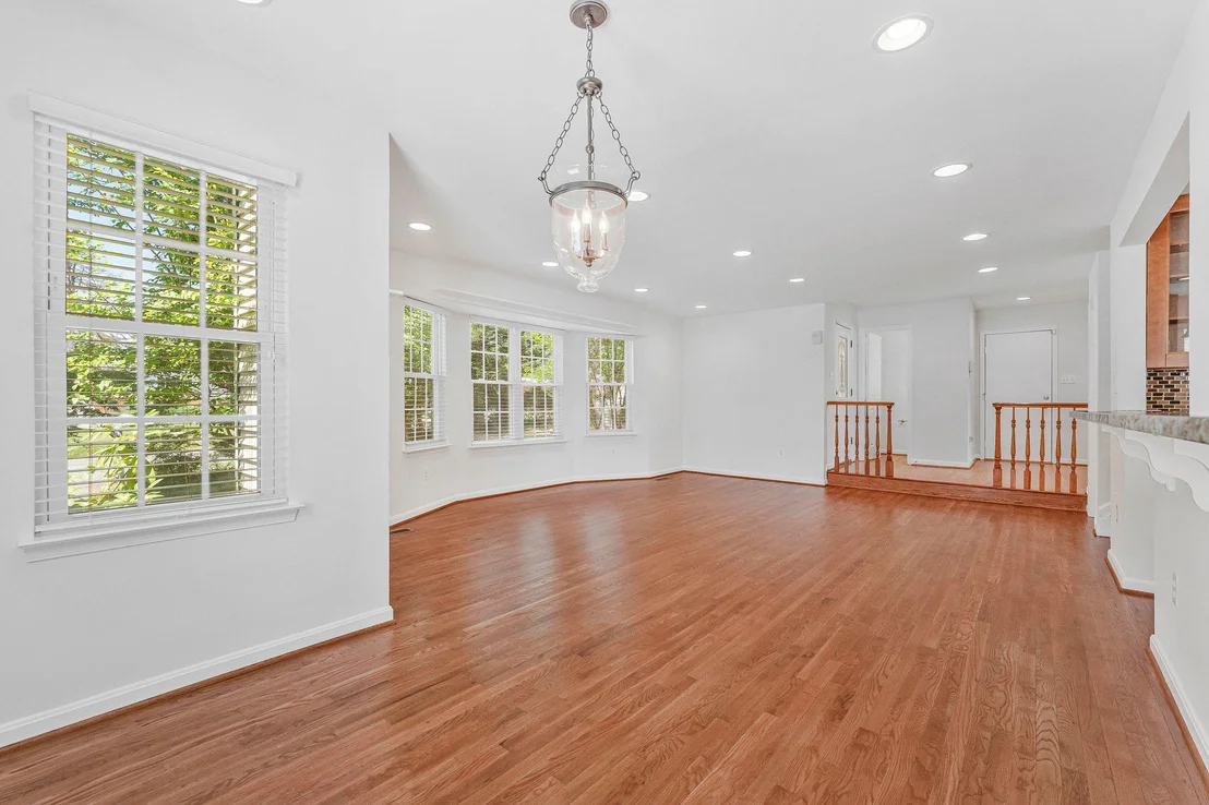 Photo of 3683 BLENHEIM BOULEVARD