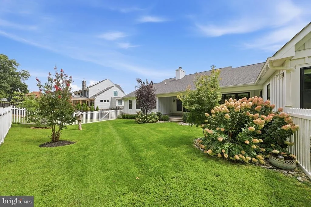 Photo of 8108 MOJAVE COURT