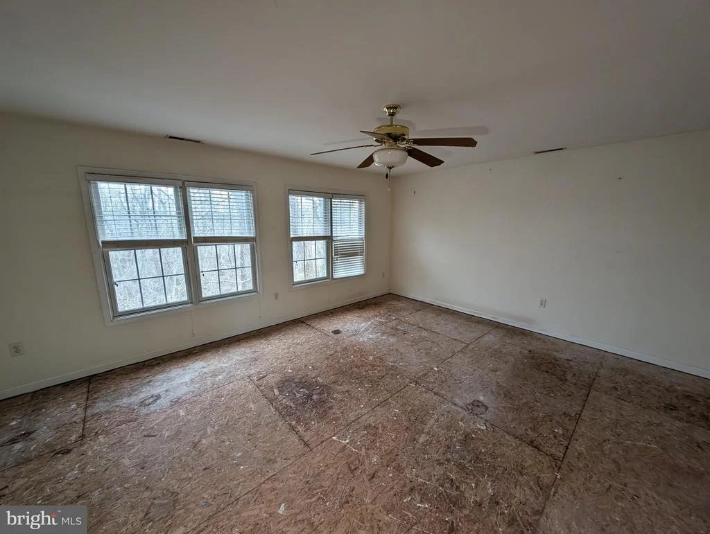 Photo of 32159 RIVER ROAD