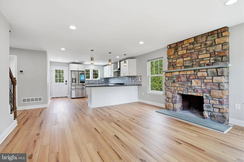 Photo of 1633 REED ROAD