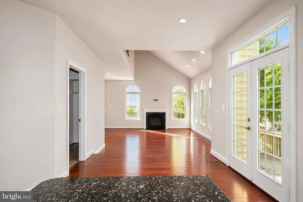 Photo of 42848 SIDNEY PLACE