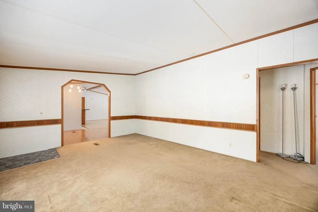 Photo of 22147 ROYAL OAK ROAD