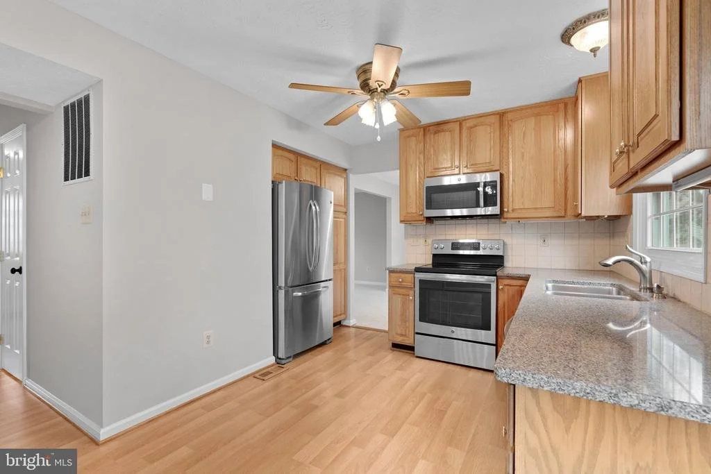 Photo of 9571 KINGS GRANT ROAD