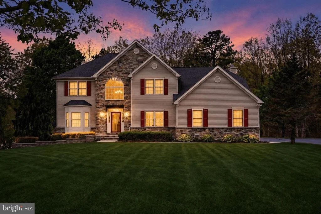 Photo of 77 HEMLOCK DRIVE