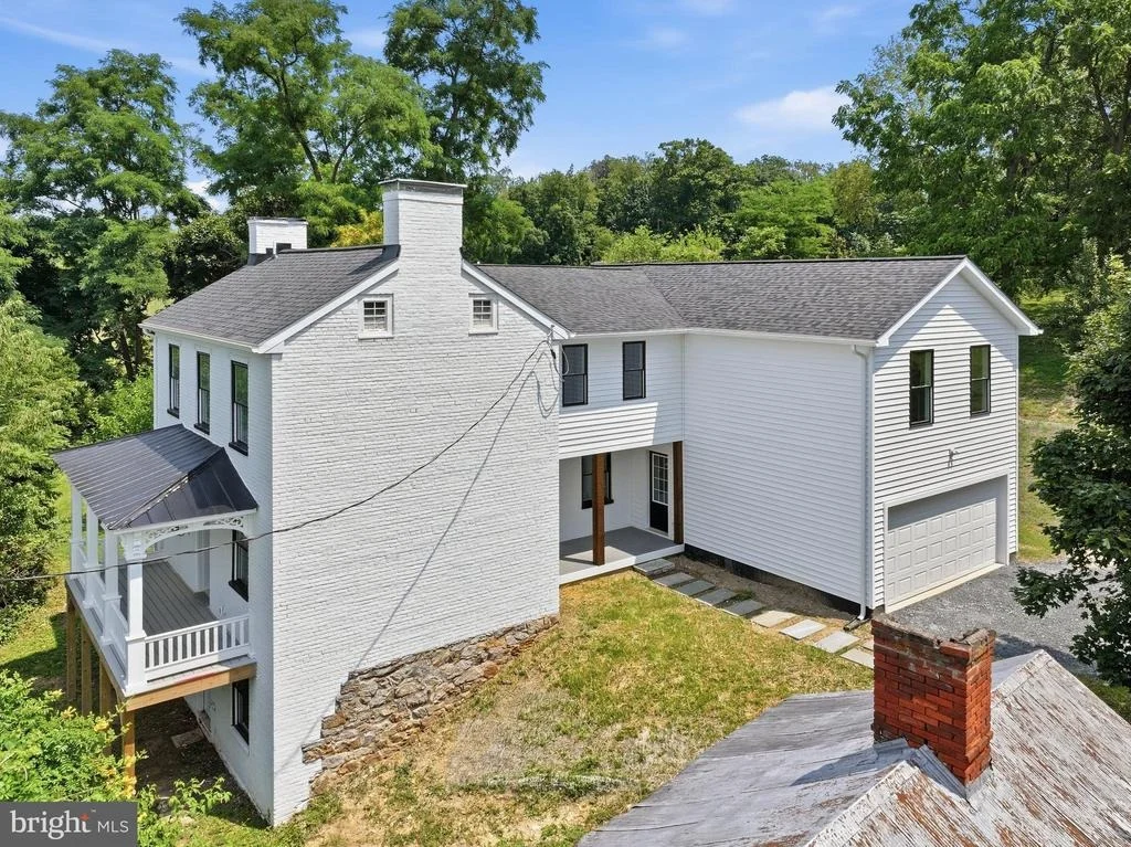 Photo of 11523 HANDBOARD ROAD