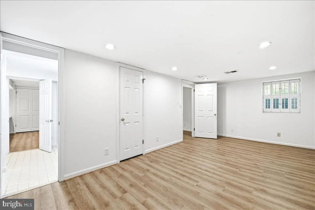 Photo of 7109 MEADOW LANE