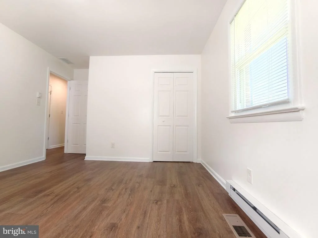 Photo of 6066 SHADY SIDE ROAD
