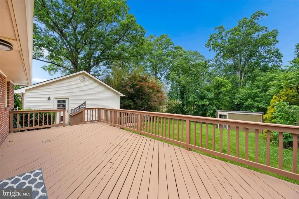 Photo of 7052 LINGANORE ROAD