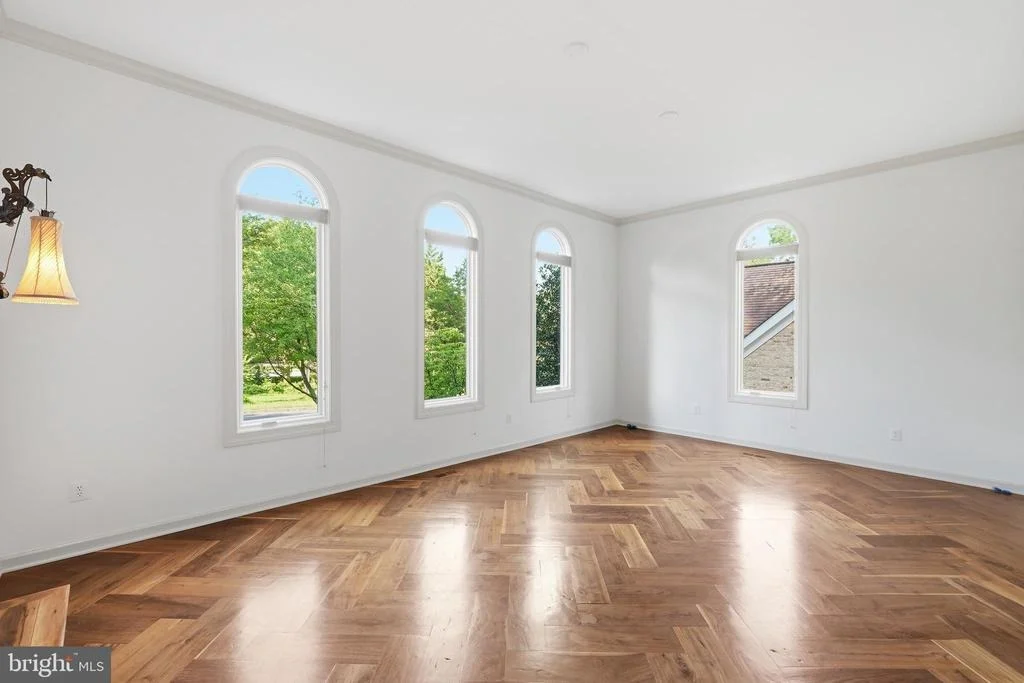 Photo of 6505 RIVER ROAD