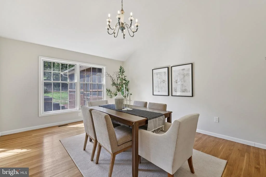 Photo of 7584 CARLIN ROAD