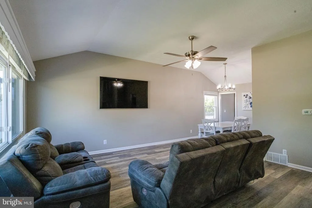 Photo of 442 BERNICE TERRACE