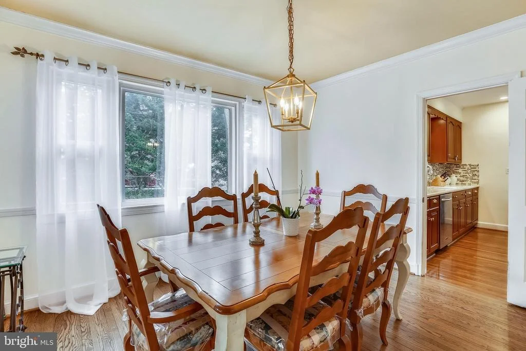 Photo of 8917 WALDEN ROAD