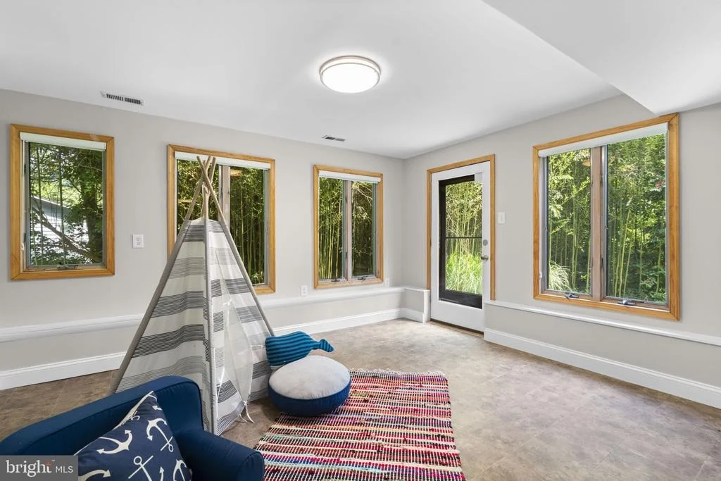Photo of 25 CASCADE ROAD
